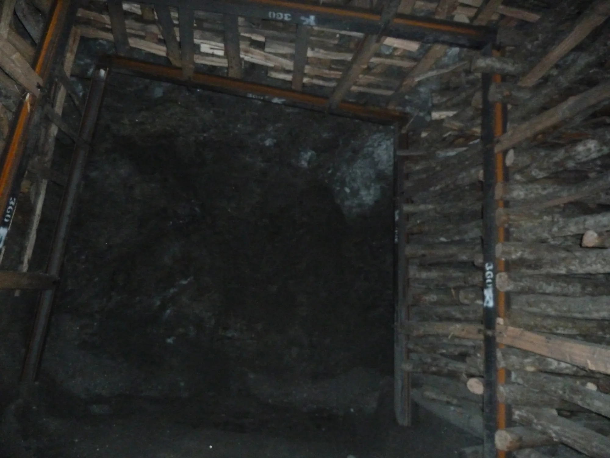 Front de mine souterraine. Gr&egrave;ce, Pb / Zn / Au